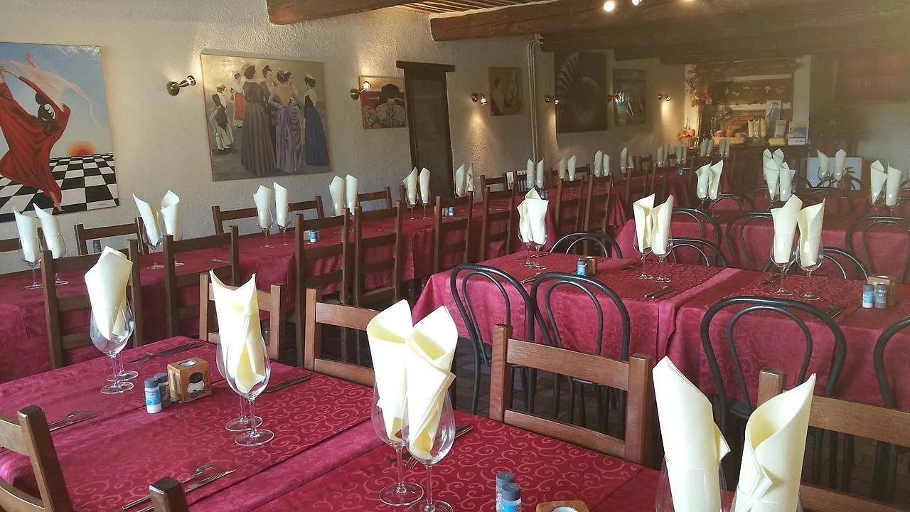 *** Hotel Auberge Roman La Javie France